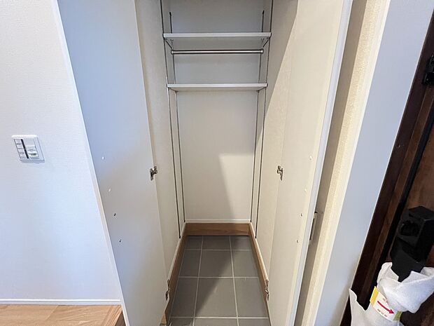 【収納】玄関横　シューズインクローク