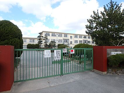 福岡市立和白中学校 750m(10分)