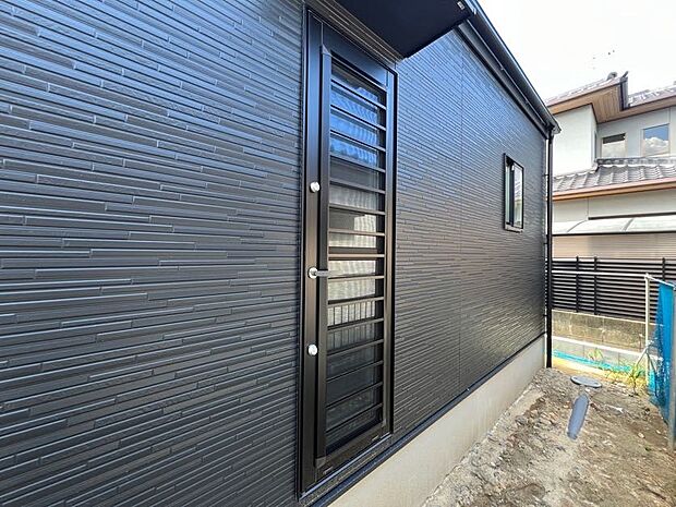 【その他設備】勝手口(同仕様)