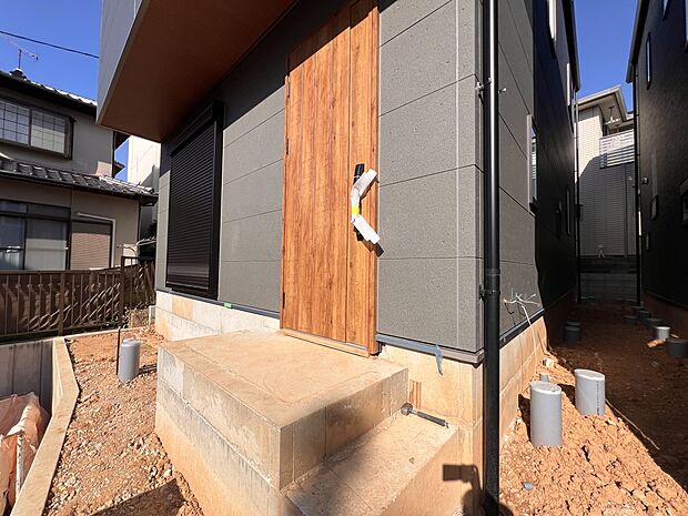 【玄関】玄関アプローチ部分(3号地)