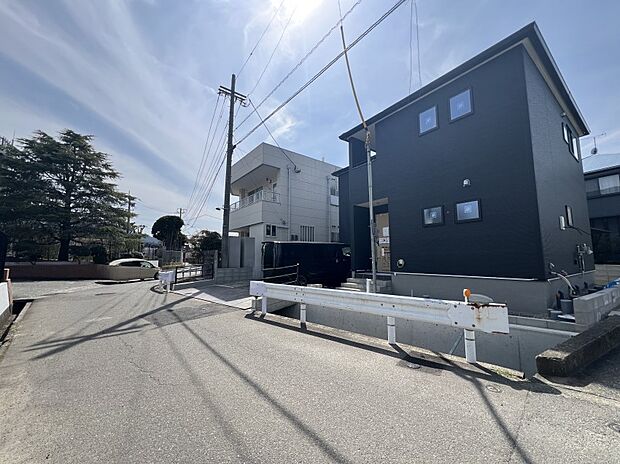 【前面道路含む現地写真】前面道路：東側4.4ｍ公道