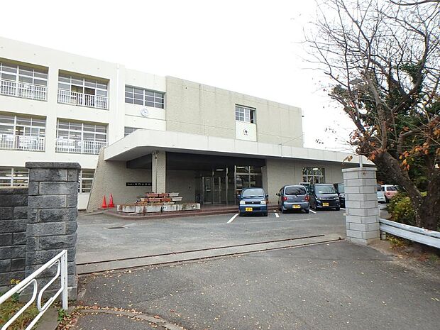 篠栗町立勢門小学校（約920m・徒歩12分）