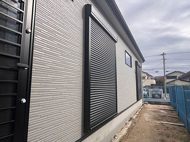 【防犯設備】防犯シャッター(同仕様)