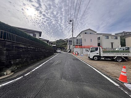 前面道路含む現地写真