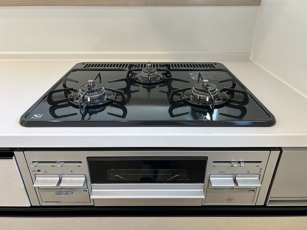 【その他設備】三口ガスコンロ