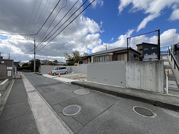 【前面道路含む現地写真】前面道路：東側4.55ｍ公道