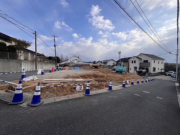 【前面道路含む現地写真】前面道路:東側4m公道