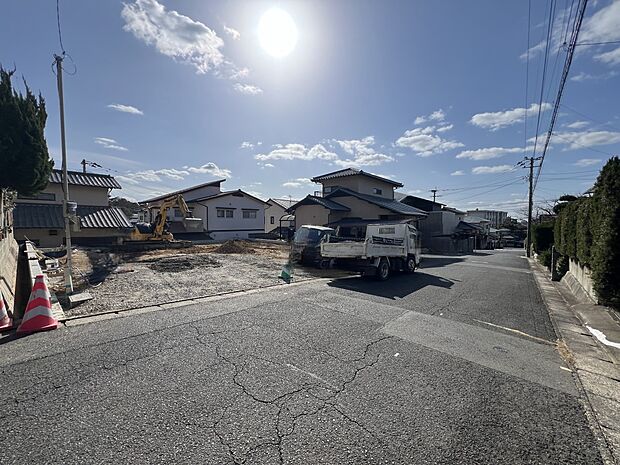 【前面道路含む現地写真】北側5.9m公道