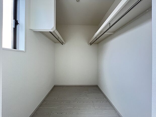 【収納】ウォークインクローゼット(1号棟)