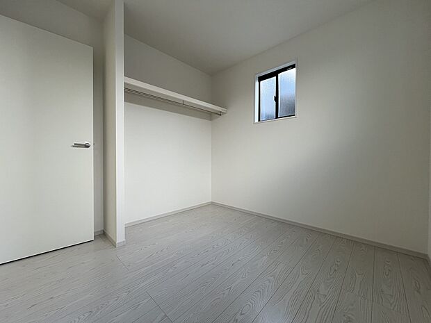 【洋室】洋室4.5帖 2階には洋室を4部屋ご用意いたしました