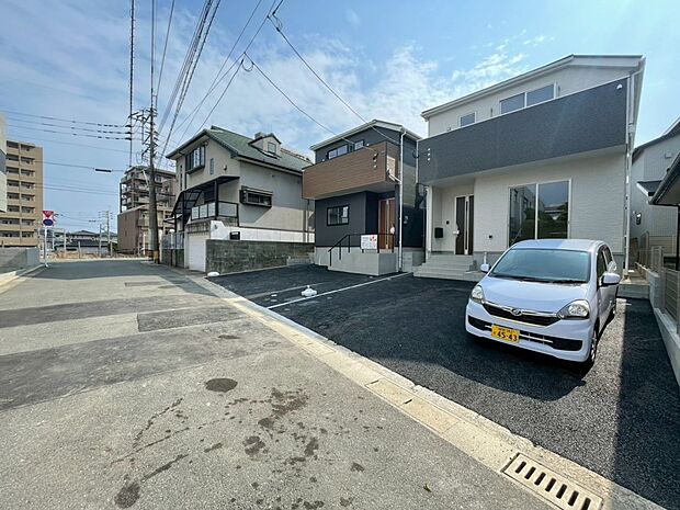 【前面道路含む現地写真】北東側5.8m公道