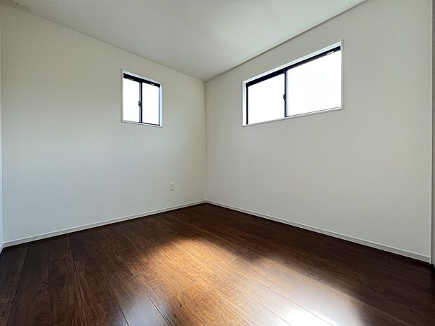 【洋室】洋室5.2帖　お子さまのお部屋としてもお使いいただけます（3号棟）