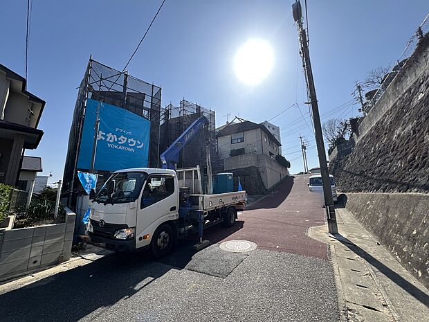 【前面道路含む現地写真】前面道路：北側5.9ｍ公道