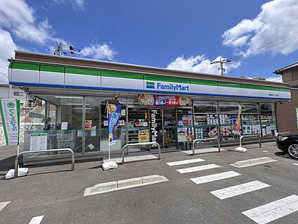 ファミリーマート福岡柳河内二丁目店 500m(7分)