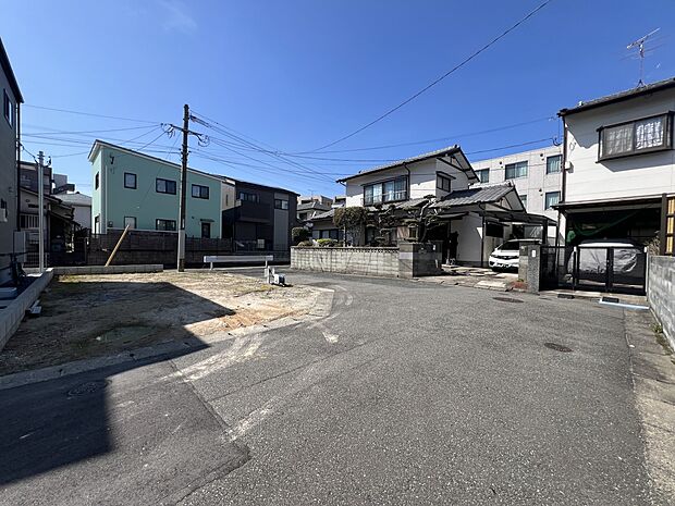 【前面道路含む現地写真】前面道路：北側4.8ｍ公道