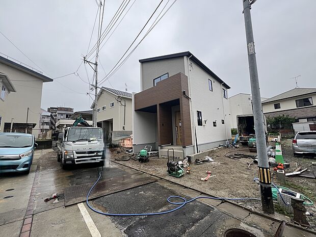 【前面道路含む現地写真】前面道路：北東側4ｍ公道