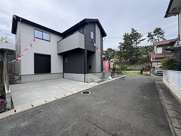 【前面道路含む現地写真】前面道路：北東側5ｍ公道