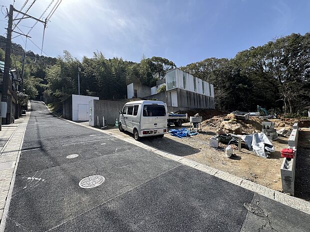 【前面道路含む現地写真】前面道路：東側4ｍ公道