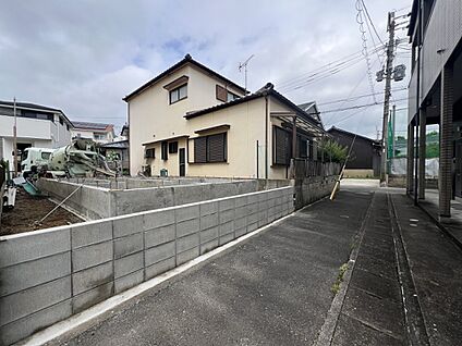 前面道路含む現地写真