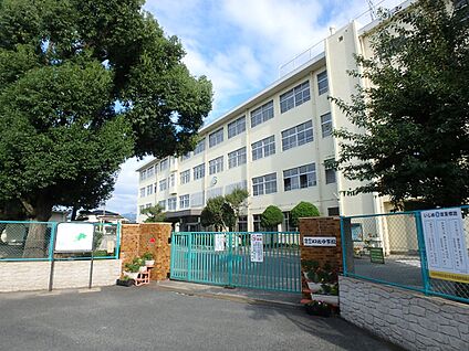 福岡市立曰佐中学校 1100m(14分)