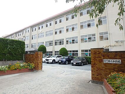 福岡市立原北中学校 700m(9分)