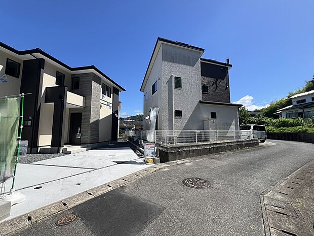 【前面道路含む現地写真】前面道路：北西側4ｍ公道