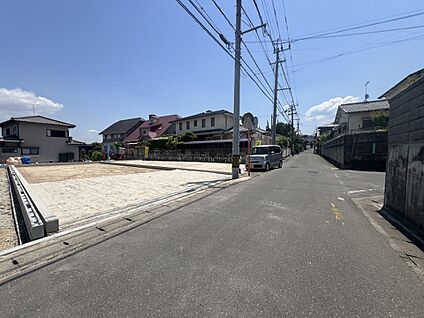 前面道路含む現地写真