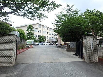 福岡市立老司中学校 1400m(18分)
