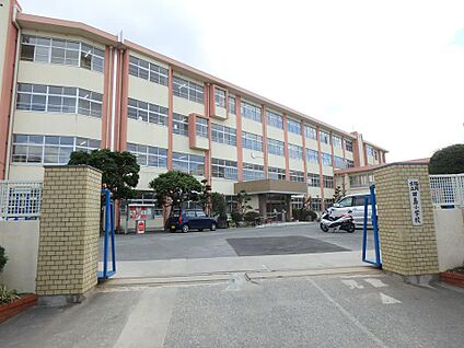 福岡市立田島小学校 850m(11分)