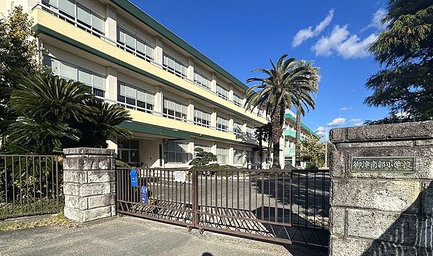 御津南部小学校（約300m）