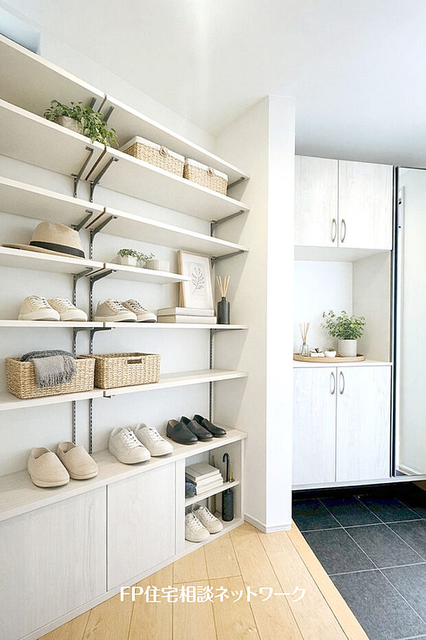 本画像はAIがCGで小物等を作成しています。現地には設置されておらず販売価格に含まれておりません。