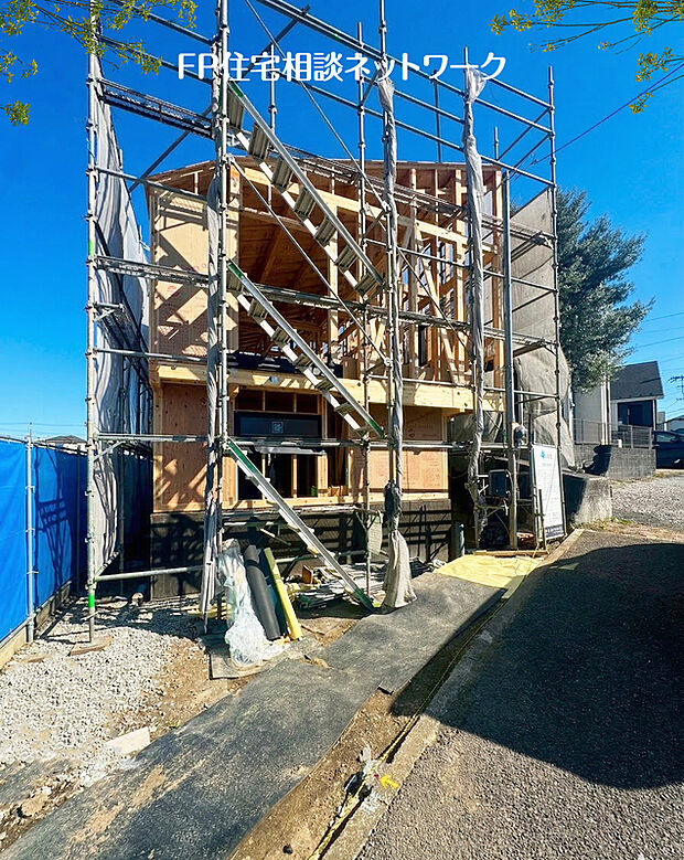 閑静な住宅地で子育て家族にピッタリ。毎日のお散歩も快適な緑に恵まれたエリアでのびのびスローライフを。