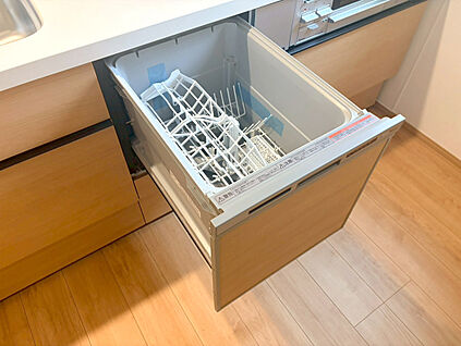 自動食器洗浄乾燥機