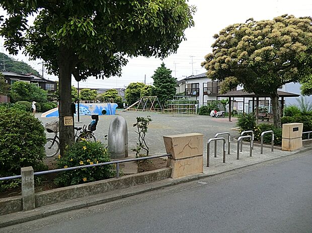 大曽根公園(約70m)