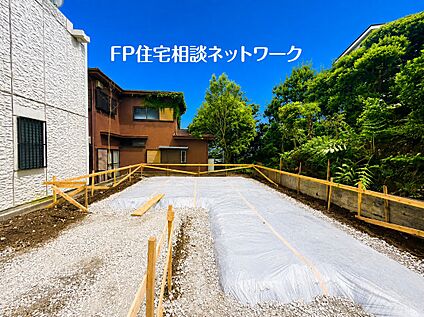 駅徒歩6分