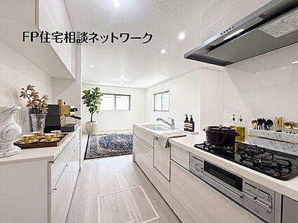 会話が弾むカウンターキッチン