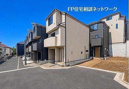 【類似外観同仕様】