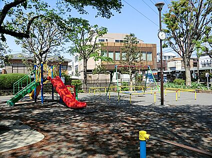 片倉公園 750ｍ