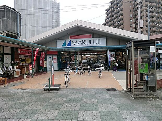 マルフジ東青梅店（約290m・徒歩4分）