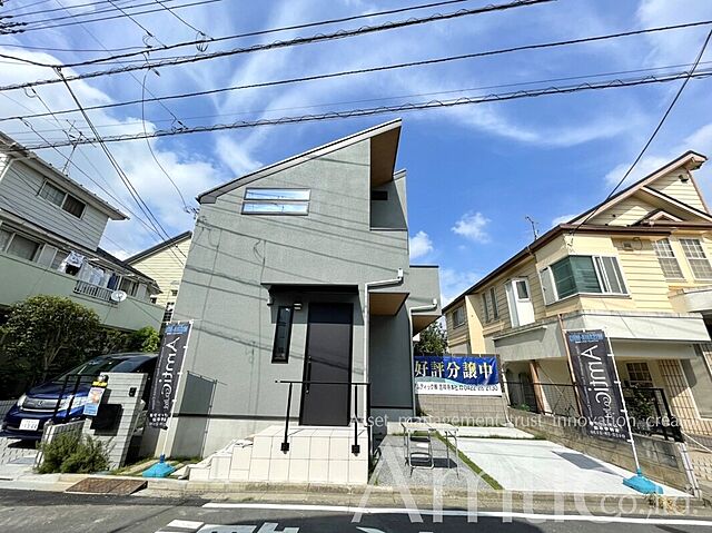 ホームズ おしゃれなウッドデッキ アウトサイドリビングのある家 調布市 京王線 西調布 駅 徒歩14分の新築一戸建て ホームズ おしゃれなウッドデッキ アウトサイドリビングのある家 調布市 京王線 西調布 駅 徒歩14分の新築一戸建て