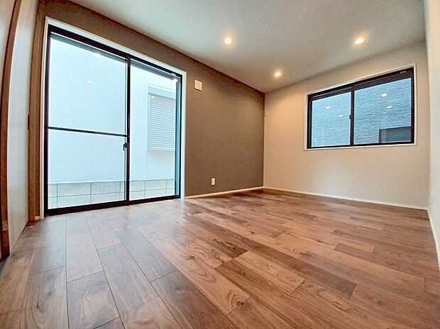 【洋室】
お気軽にアムティック吉祥寺本社までお問い合わせください♪(令和7年5月23日撮影)