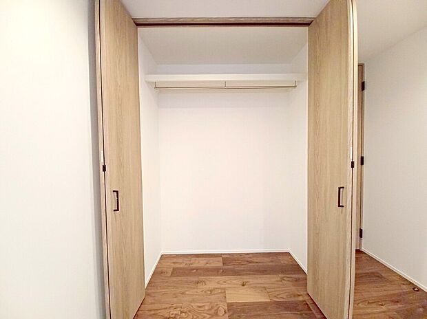 【収納】各教室にクローゼットでたっぷり収納♪(令和7年5月23日撮影)