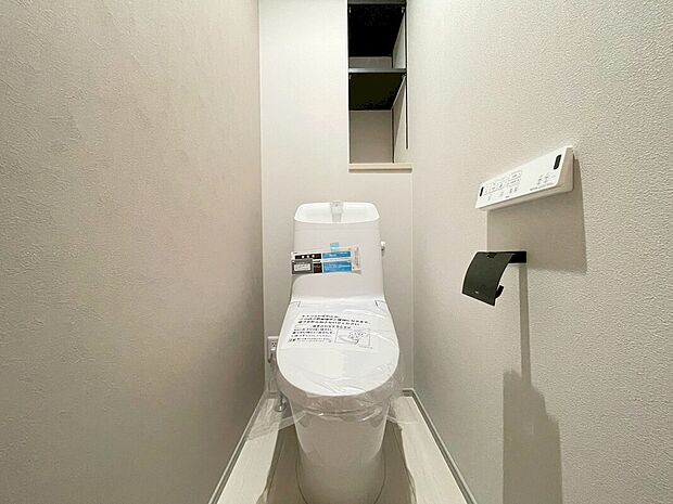 【施工例】■モデルハウスのご案内や、ショールームにてキッチン等水回り設備や、フローリング等の建材や外壁材の実物をご覧頂けます
■お気軽にお問合せ下さい