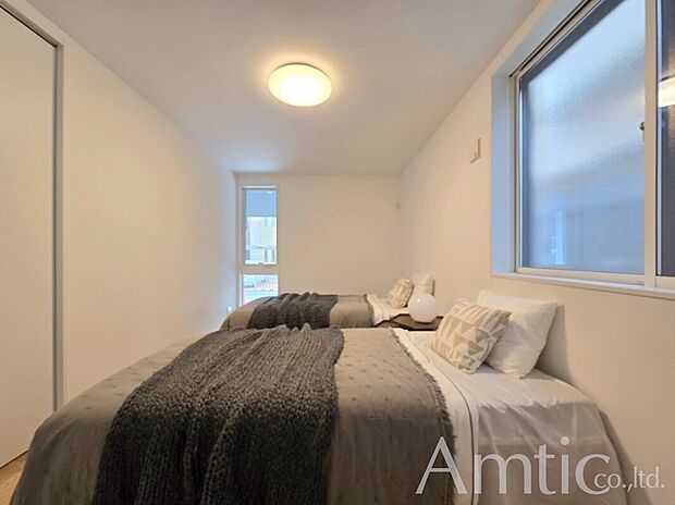 【施工例】■建物施工の一例
■モデルハウスのご案内や、ショールームにてキッチン等水回り設備や、フローリング等の建材や外壁材の実物をご覧頂けます
■お気軽にお問合せ下さい