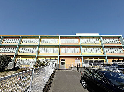 三鷹中央学園三鷹市立第三小学校 928ｍ(徒歩12分)