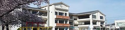 蕨市立北小学校 382ｍ(徒歩5分)