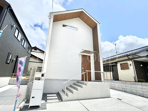 溢れる陽光でご家族の笑顔も輝く  