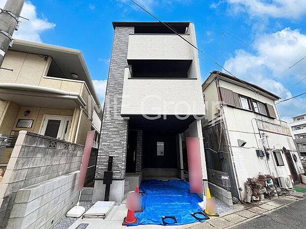 たっぷりの陽光と心地よい風が舞い込む住まい