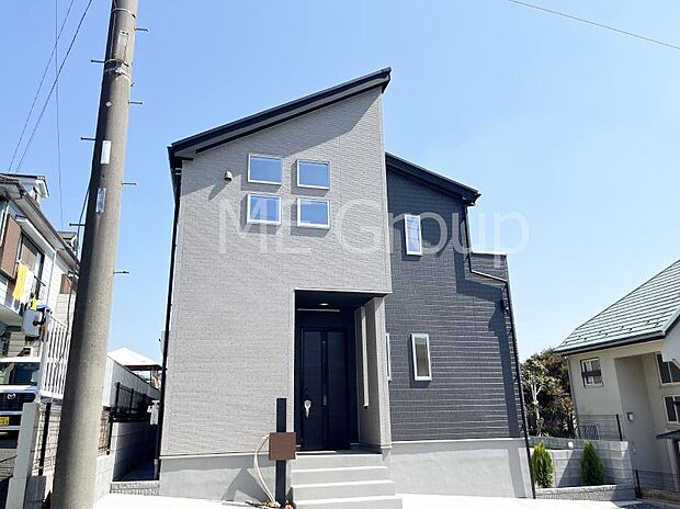 たっぷりの陽光と心地よい風が舞い込む住まい