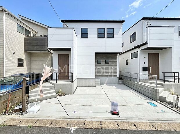 洗練された外観、上質な住空間が広がる室内は永く安心して過ごせる住居です。 